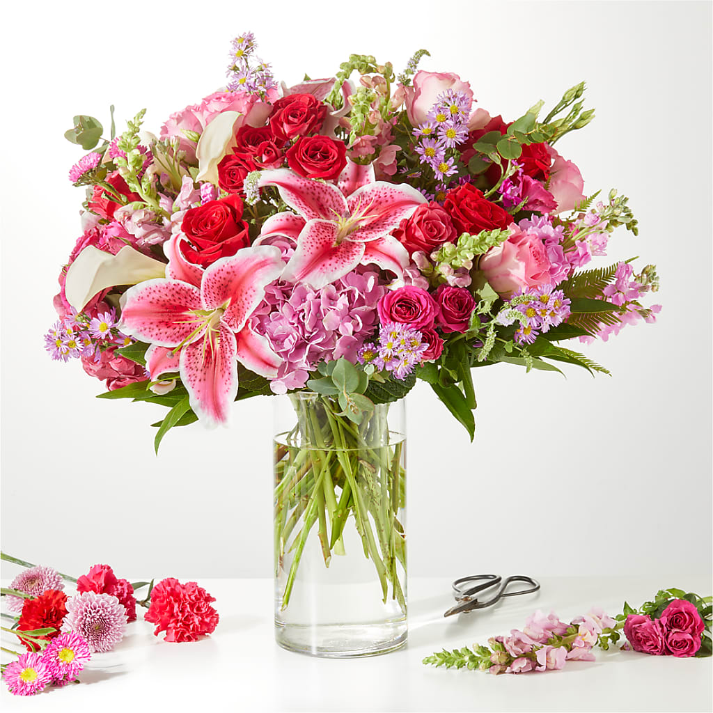 Swooning Over You - A Florist Original – Ko Caffee Llc Dba Verde Galerie, Stamford CT