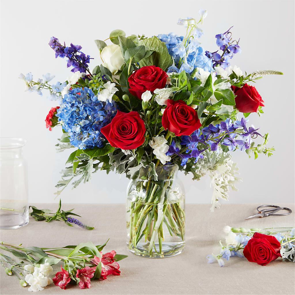 Star Spangled - A Florist Original – Ko Caffee Llc Dba Verde Galerie, Stamford CT