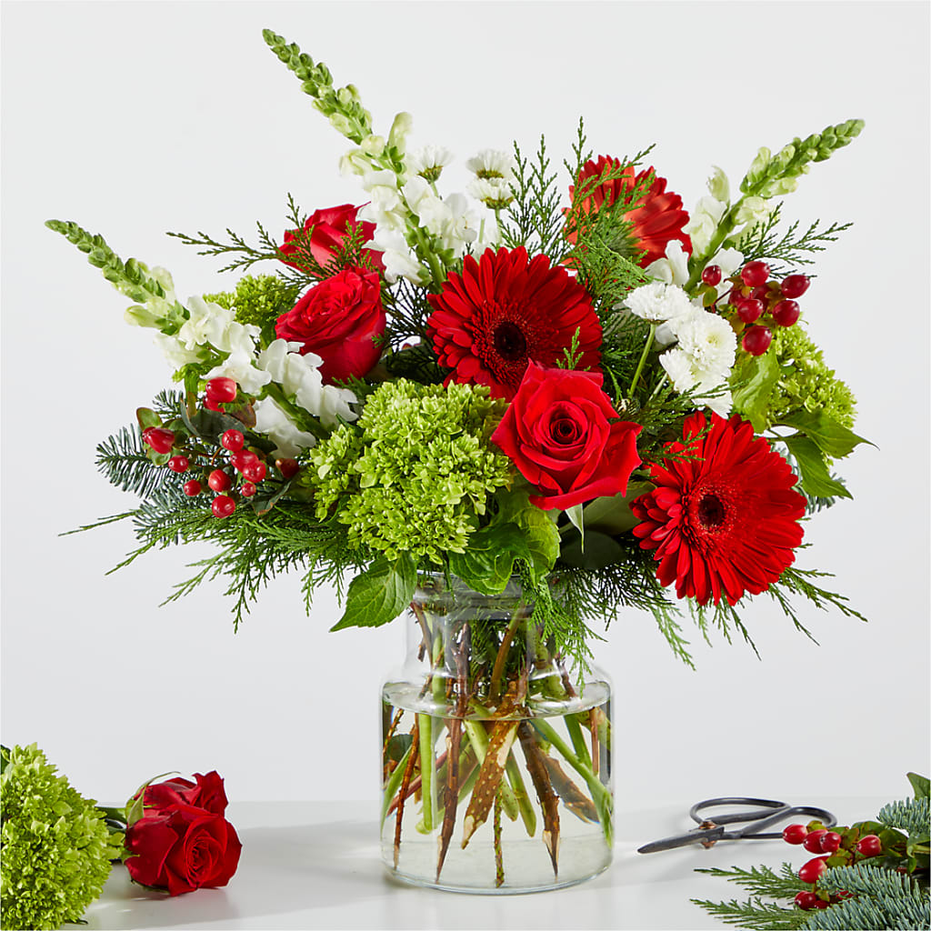 Merry Moment Bouquet – A Florist Original – Ko Caffee Llc Dba Verde Galerie, Stamford CT