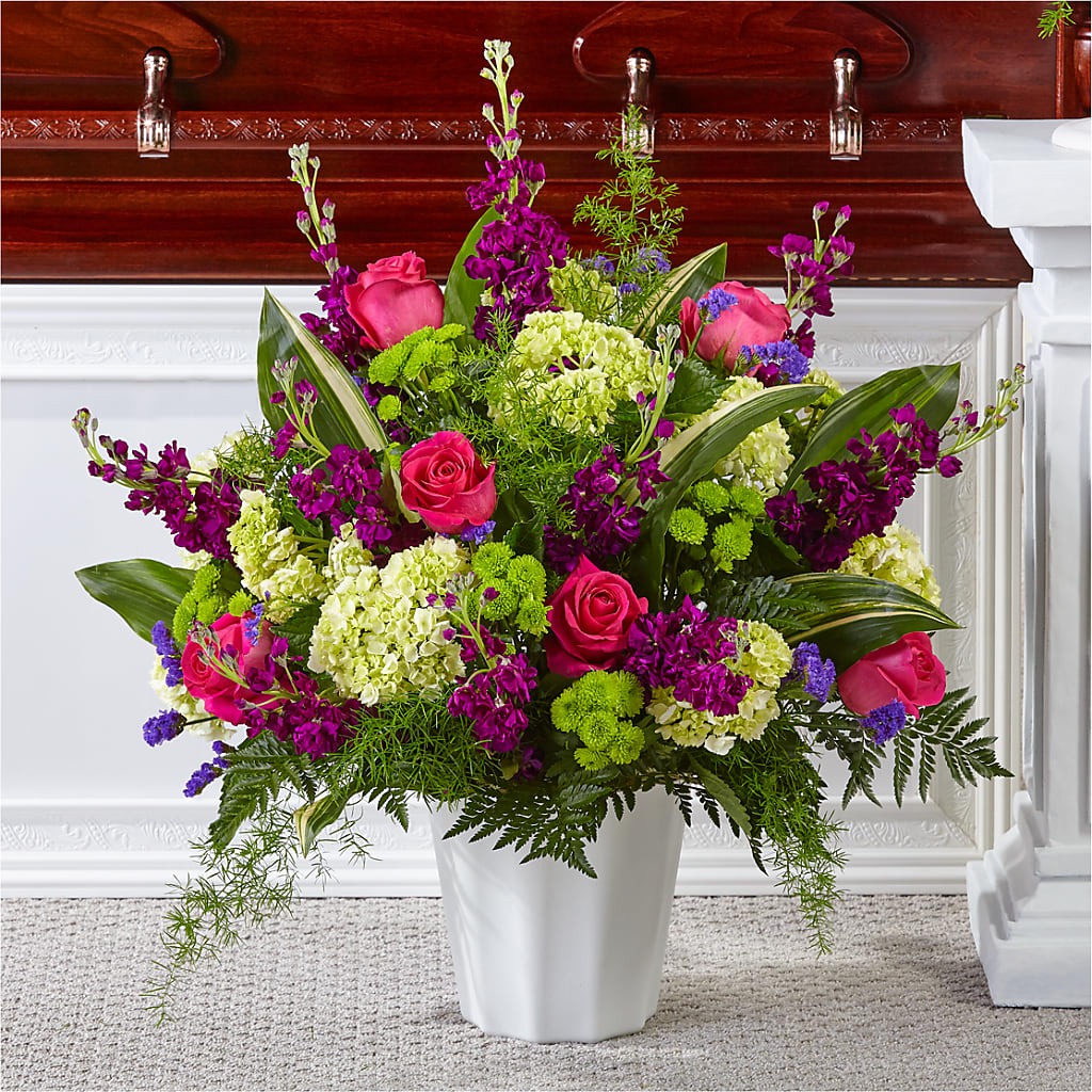 Beautiful Horizons Floor Basket – Ko Caffee Llc Dba Verde Galerie, Stamford CT