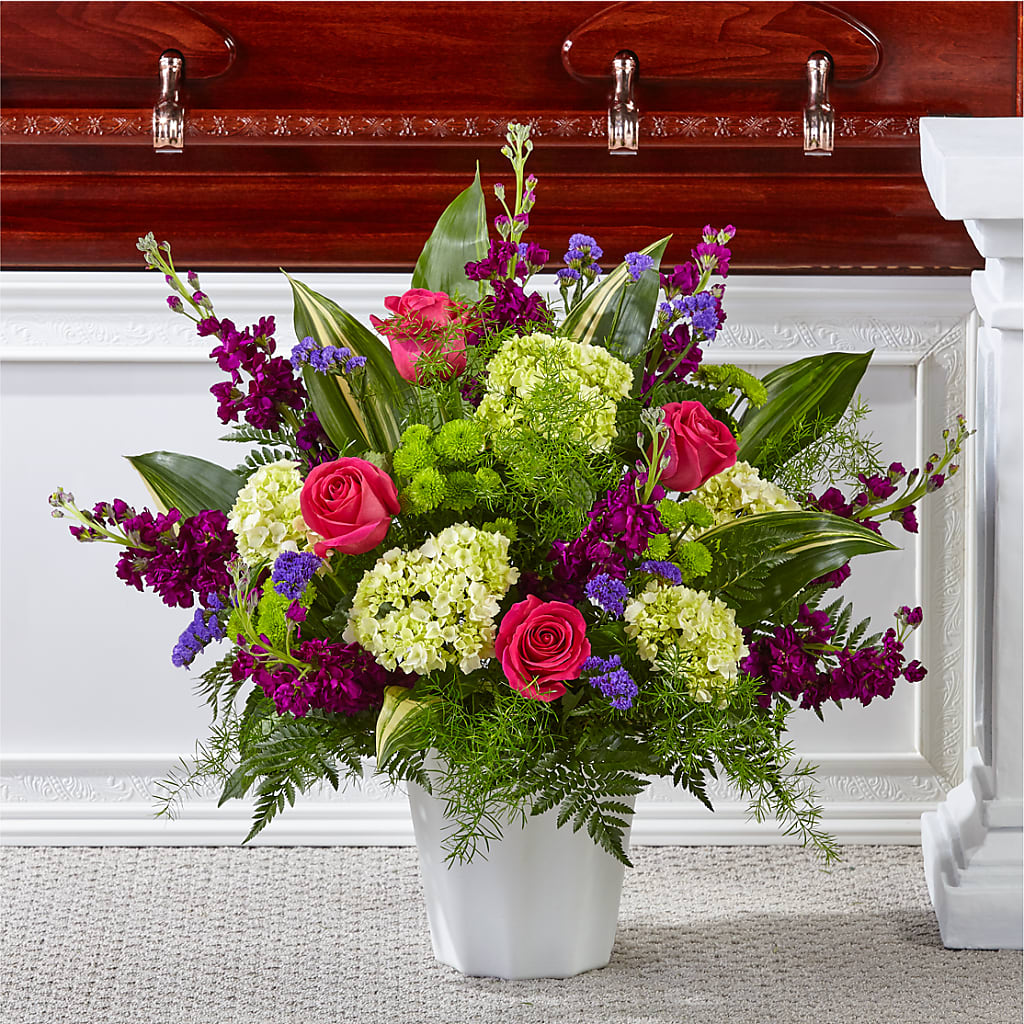 Beautiful Horizons Floor Basket – Ko Caffee Llc Dba Verde Galerie, Stamford CT