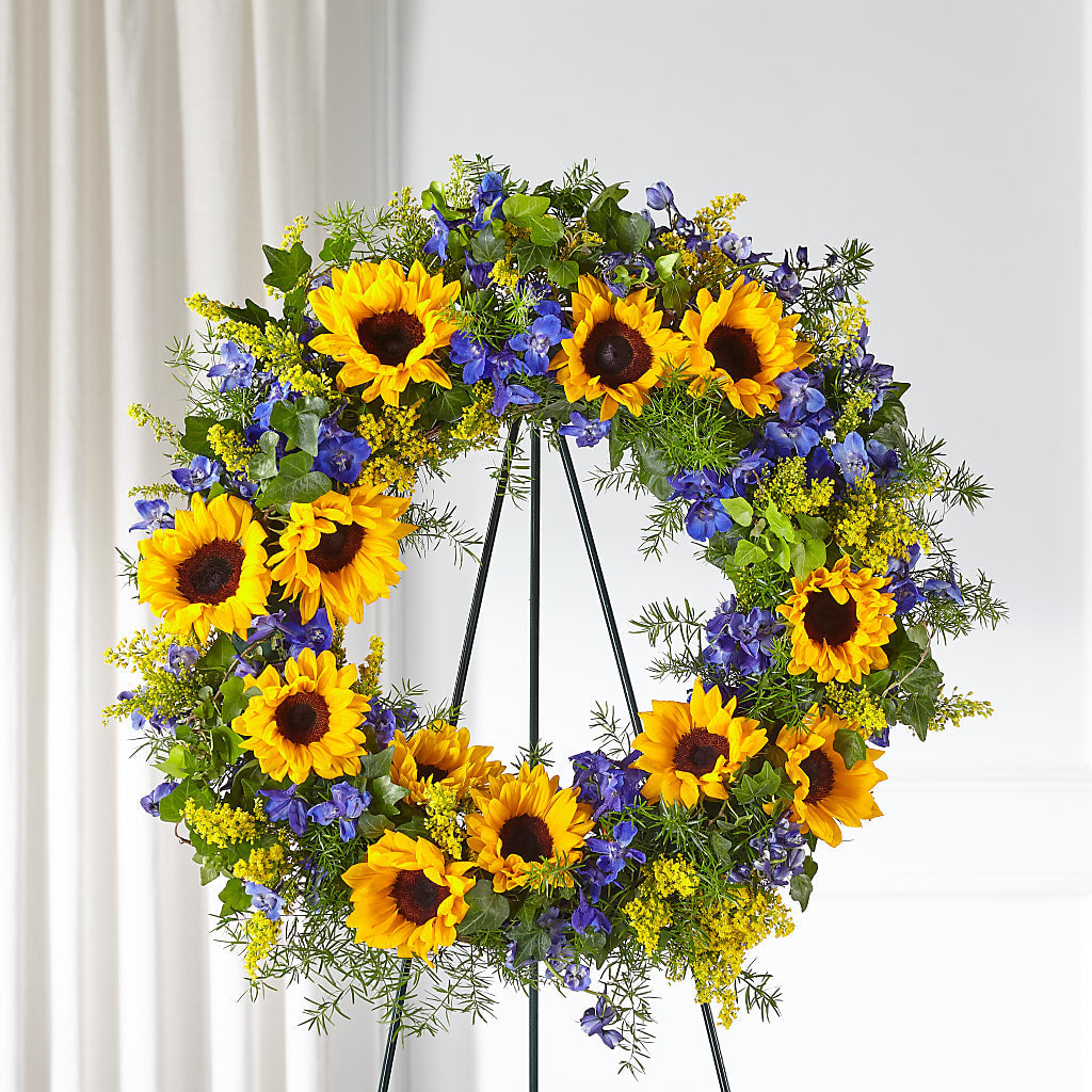 Bright Rays Wreath – Ko Caffee Llc Dba Verde Galerie, Stamford CT