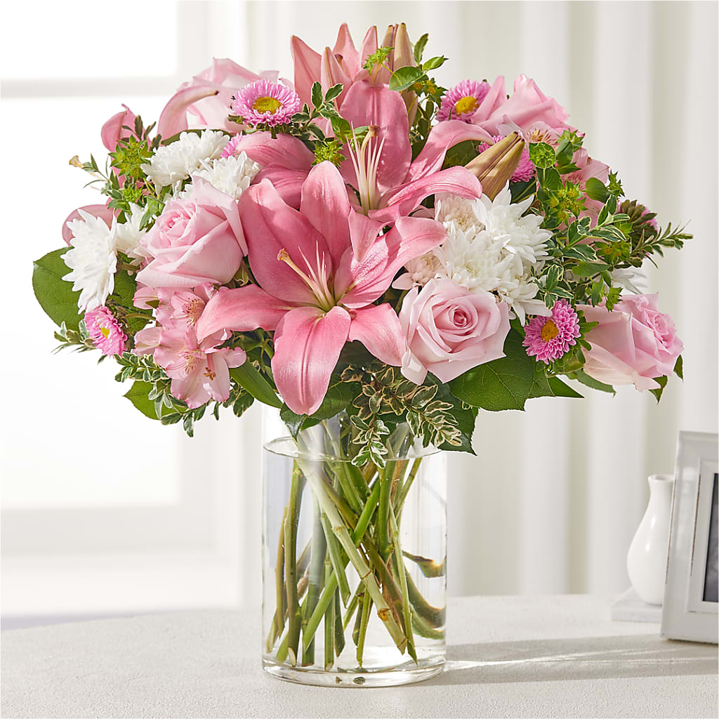 Healing Hug Bouquet – Ko Caffee Llc Dba Verde Galerie, Stamford CT