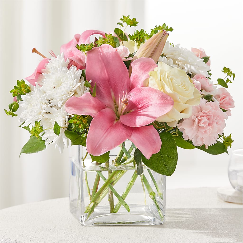 By Your Side Bouquet – Ko Caffee Llc Dba Verde Galerie, Stamford CT
