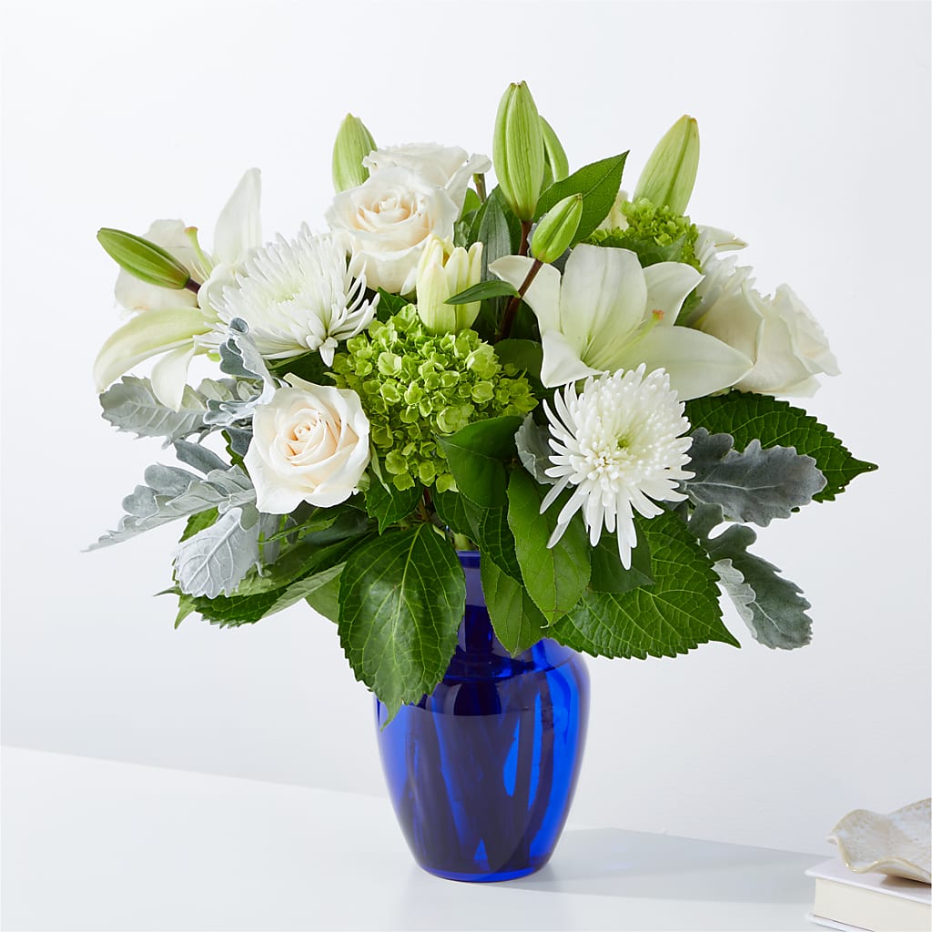 Snowy Dreams Bouquet – Ko Caffee Llc Dba Verde Galerie, Stamford CT