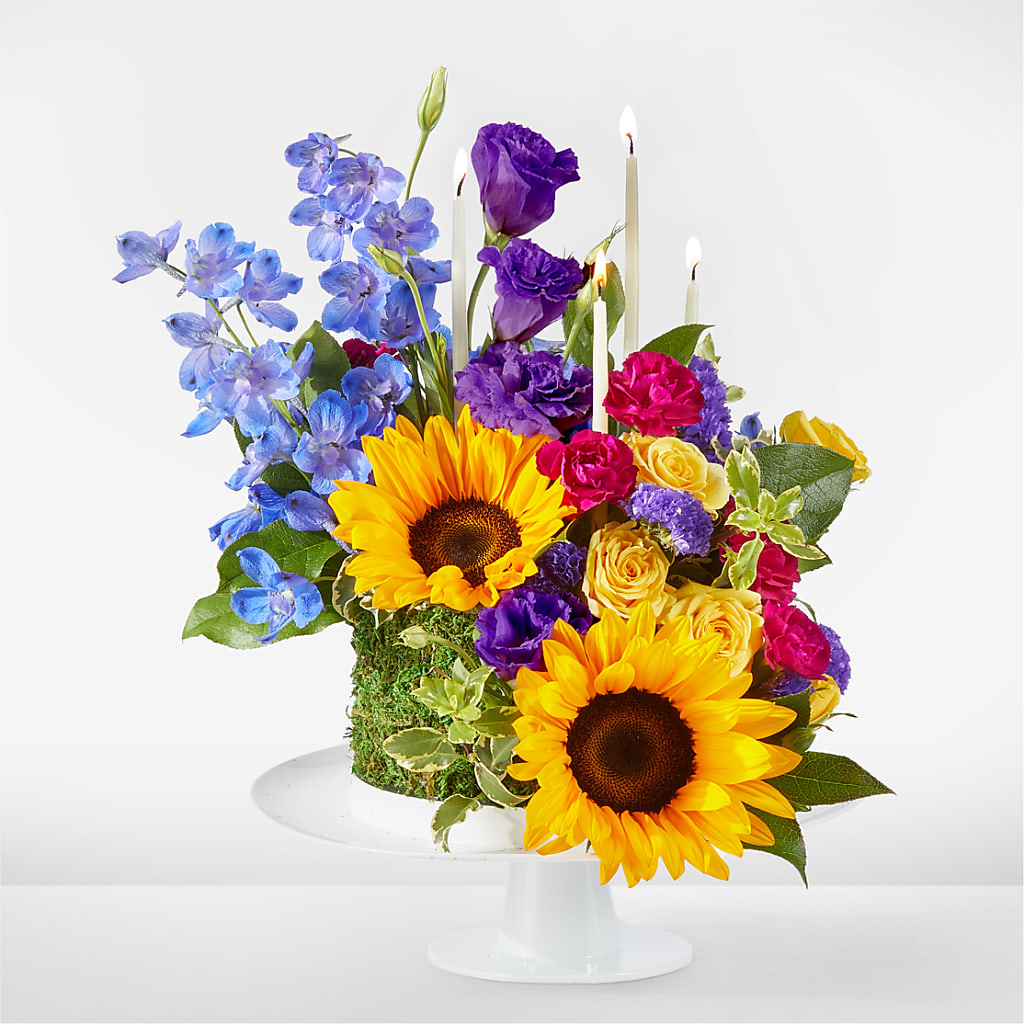 Star of the Day Floral Cake – Ko Caffee Llc Dba Verde Galerie, Stamford CT