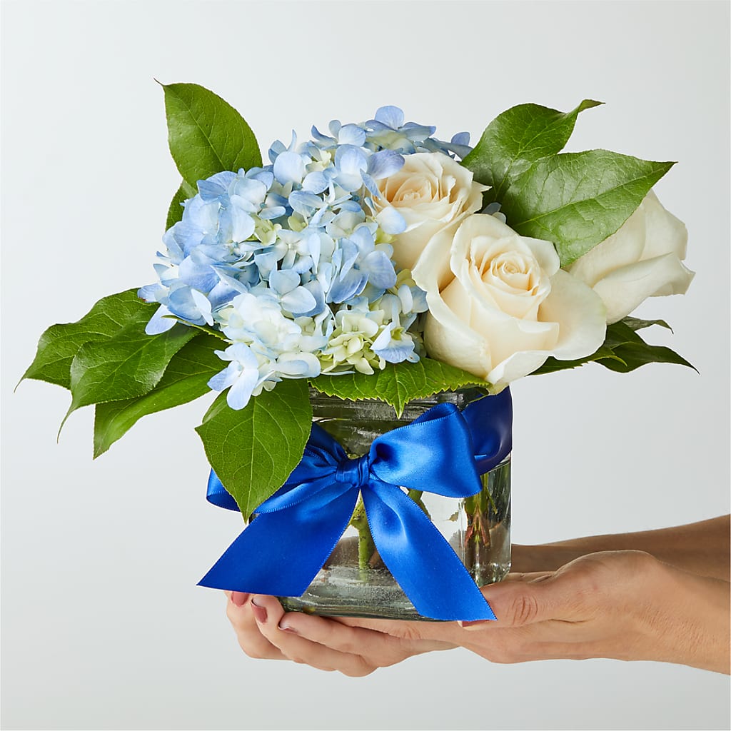 Sky Blue Delight Bouquet –  Ko Caffee Llc Dba Verde Galerie, Stamford CT