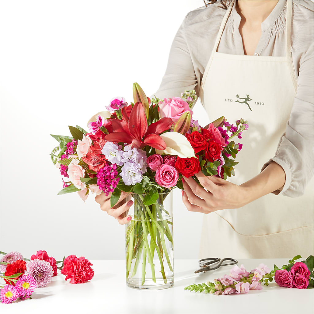 Swooning Over You - A Florist Original –  Ko Caffee Llc Dba Verde Galerie, Stamford CT