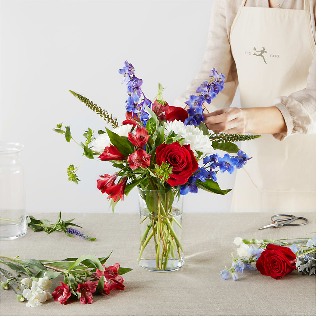 Star Spangled - A Florist Original –  Ko Caffee Llc Dba Verde Galerie, Stamford CT