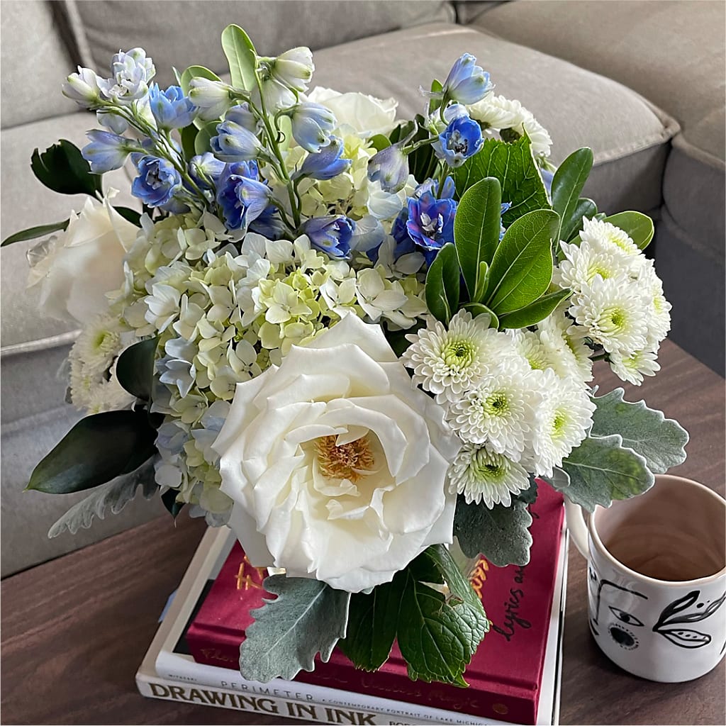 Clear Skies Bouquet –  Ko Caffee Llc Dba Verde Galerie, Stamford CT