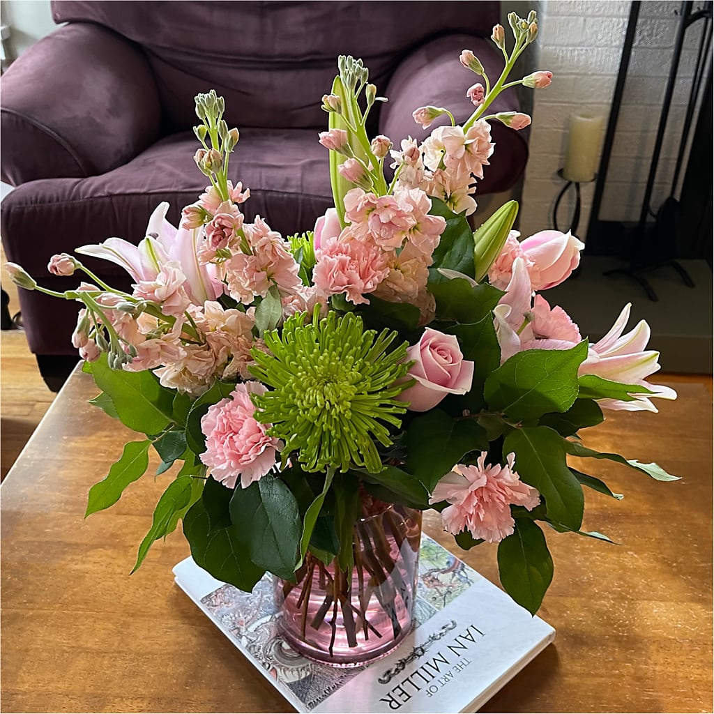 Pretty in Pink Bouquet –  Ko Caffee Llc Dba Verde Galerie, Stamford CT