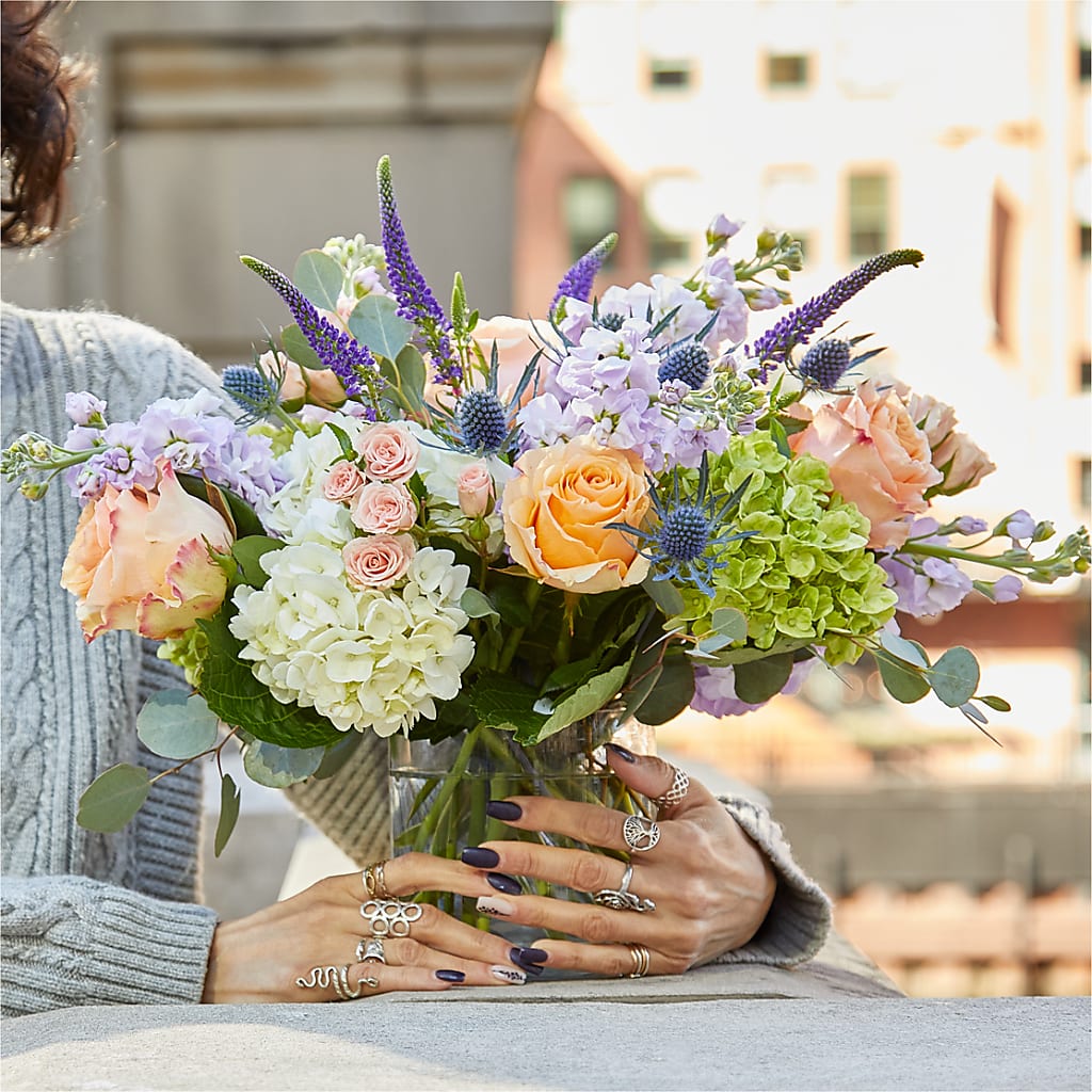 Porch Swing Bouquet –  Ko Caffee Llc Dba Verde Galerie, Stamford CT