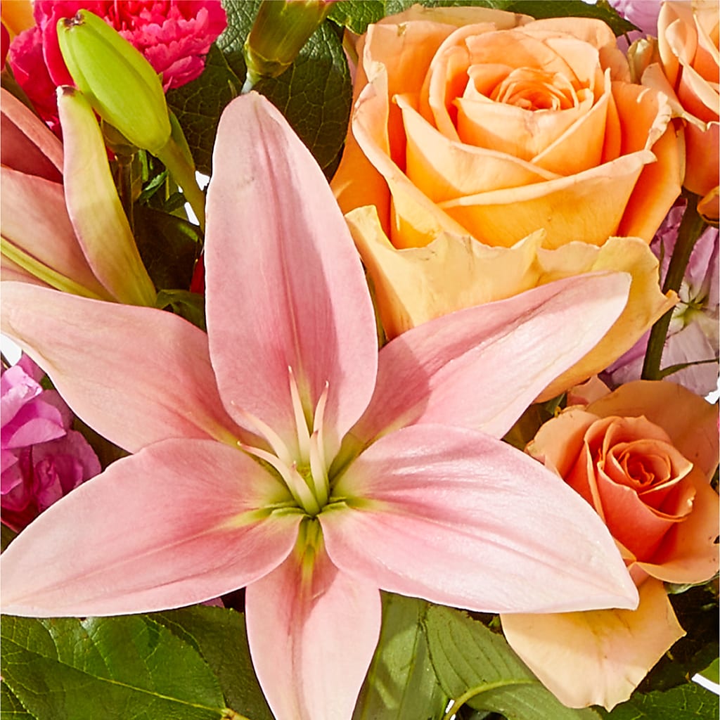 Bisous Bouquet –  Ko Caffee Llc Dba Verde Galerie, Stamford CT