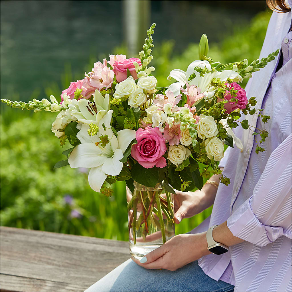 Fondly Bouquet –  Ko Caffee Llc Dba Verde Galerie, Stamford CT