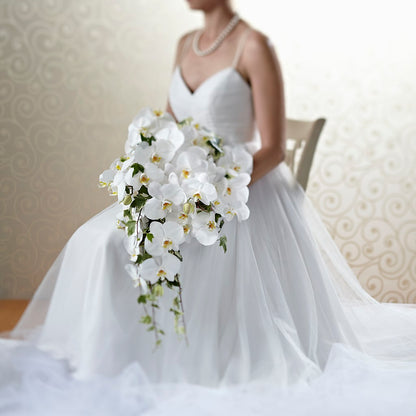 Classic White Bouquet –  Ko Caffee Llc Dba Verde Galerie, Stamford CT